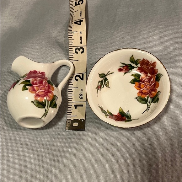 VINTAGE MINIATURE FLORAL PORCELAIN WASH BASIN BOWL & PITCHER BRINTON BONE CHINA - Picture 2 of 12